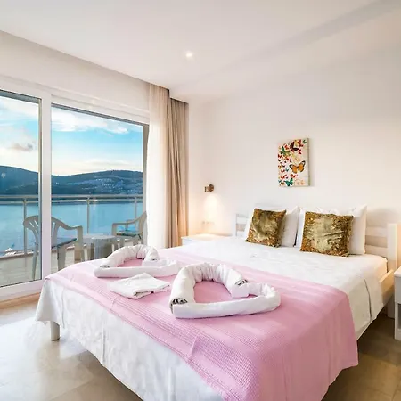 Villa New Age Maria Kalkan